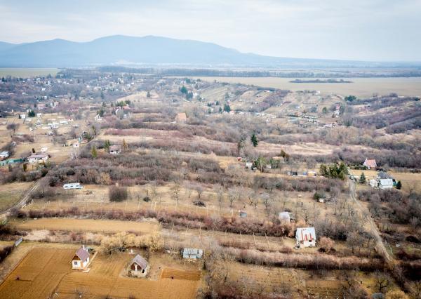 Exkluzívne na predaj stavebné pozemky v záhradkárskej oblasti za mestom Sečovce!