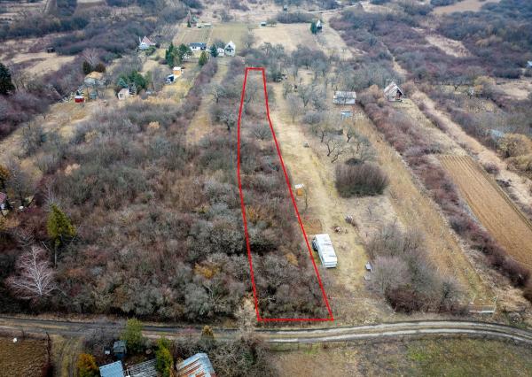 Exkluzívne na predaj stavebné pozemky v záhradkárskej oblasti za mestom Sečovce!