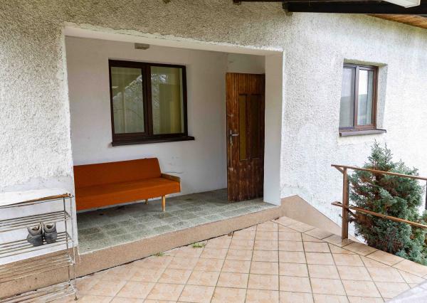 Exkluzívne na predaj   rodinný dom  s ideálnym pozemkom v obci  Čabalovce