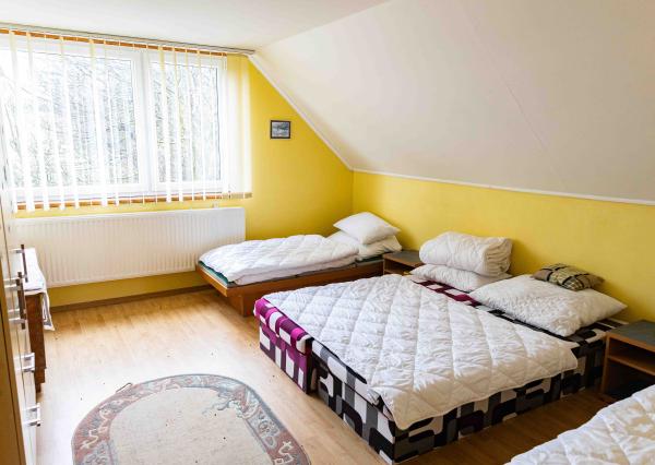 Exkluzívne na predaj   rodinný dom  s ideálnym pozemkom v obci  Čabalovce