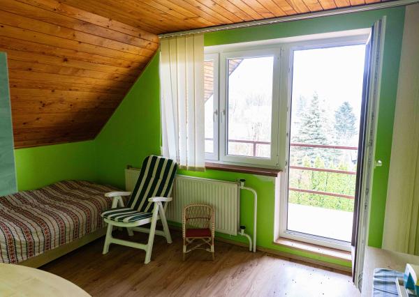 Exkluzívne na predaj   rodinný dom  s ideálnym pozemkom v obci  Čabalovce