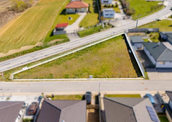 Na predaj stavebný pozemok v Záborskom