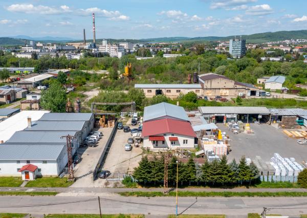 Exkluzívne na predaj  polyfunkčný objekt v Humennom