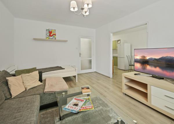 Prenájom 1-izbového bytu, 38 m2, ulica A.Hlinku, Piešťany