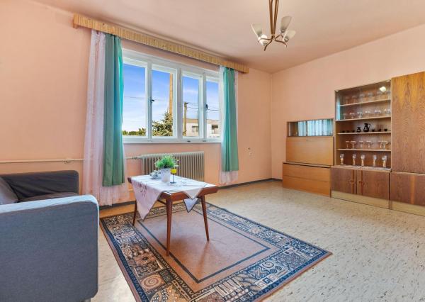 REZERVOVANÉ - Na predaj rodinný dom v Seredi vhodný na rekonštrukciu