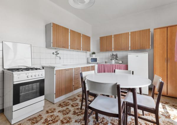 REZERVOVANÉ - Na predaj rodinný dom v Seredi vhodný na rekonštrukciu