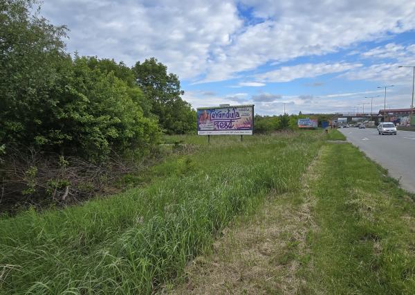 Na predaj investičný pozemok, 13 árov,  Južné nábrežie v Košiciach