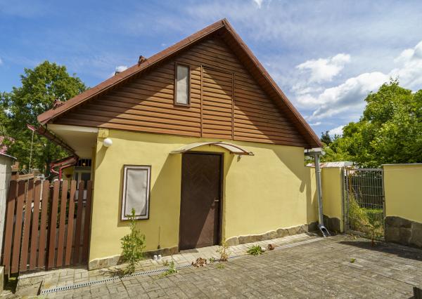 TOP CENA !!! Exkluzívne na predaj rodinný dom na priestrannom pozemku s výmerou 3 223 m² v obci Ilija