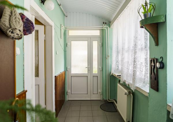 TOP CENA !!! Exkluzívne na predaj rodinný dom na priestrannom pozemku s výmerou 3 223 m² v obci Ilija