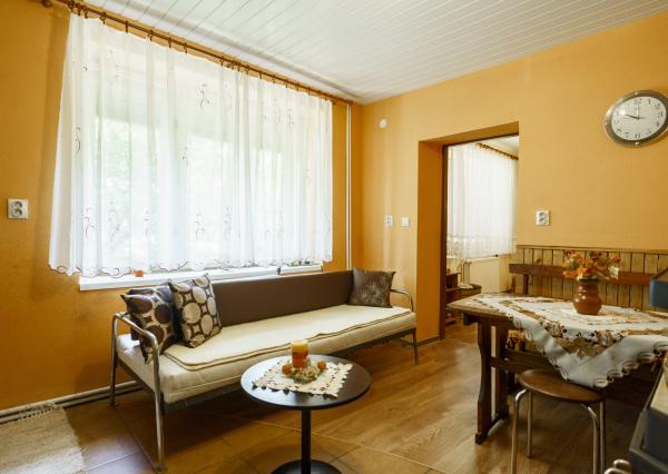 TOP CENA !!! Exkluzívne na predaj rodinný dom na priestrannom pozemku s výmerou 3 223 m² v obci Ilija