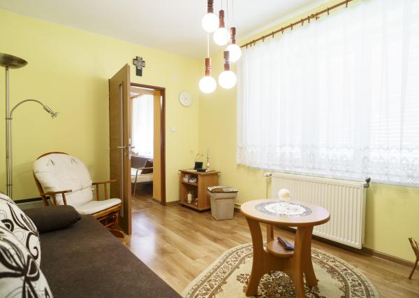 TOP CENA !!! Exkluzívne na predaj rodinný dom na priestrannom pozemku s výmerou 3 223 m² v obci Ilija