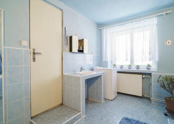 TOP CENA !!! Exkluzívne na predaj rodinný dom na priestrannom pozemku s výmerou 3 223 m² v obci Ilija