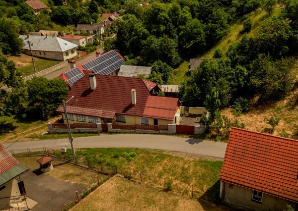 TOP CENA !!! Exkluzívne na predaj rodinný dom na priestrannom pozemku s výmerou 3 223 m² v obci Ilija