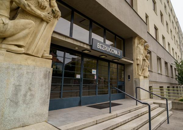 Luxusný 3-izb. byt  s atraktívnym výhľadom na Modrý kostolík