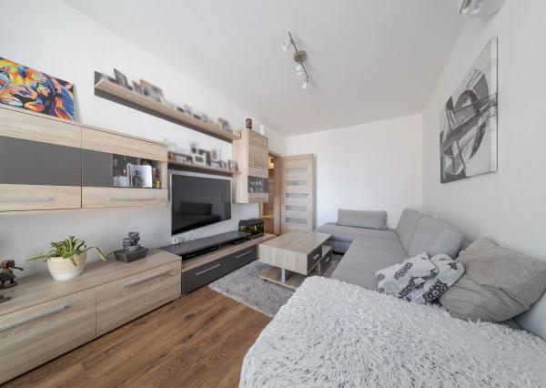 Pekný 3-izbový byt, 62 m2, loggia, Havanská – Sídlisko Ťahanovce