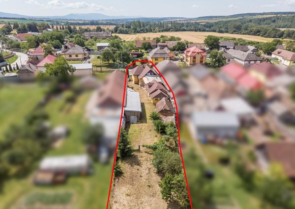 REZERVOVANÉ - Rodinný dom s 2 garážami na predaj, Opiná, Košice - okolie