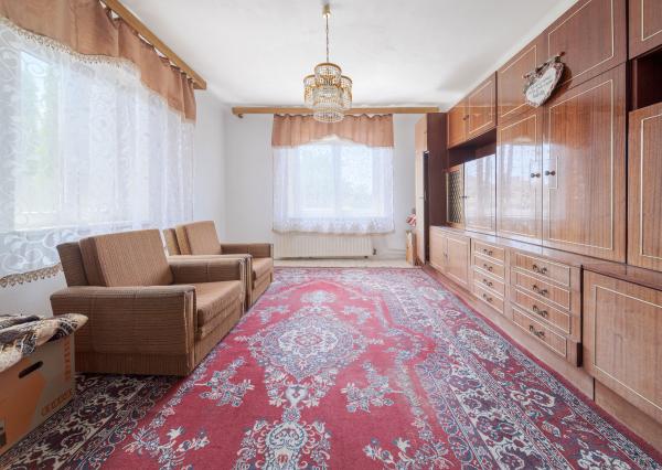 REZERVOVANÉ - Rodinný dom s 2 garážami na predaj, Opiná, Košice - okolie