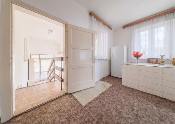 REZERVOVANÉ - Rodinný dom s 2 garážami na predaj, Opiná, Košice - okolie