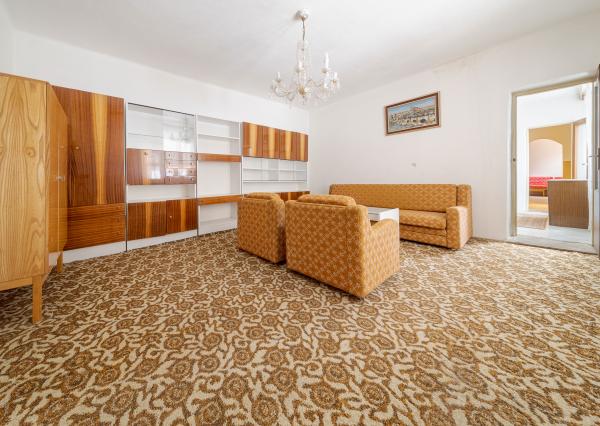 REZERVOVANÉ - Rodinný dom s 2 garážami na predaj, Opiná, Košice - okolie