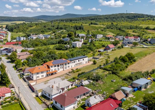 Exkluzívna ponuka - Čerhov, Tokajská oblasť