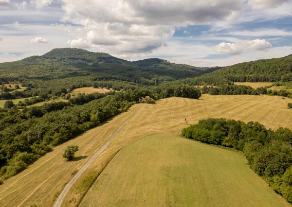 Rozsiahly pozemok vhodný na ranč, kemp alebo hobby farmu – 6,55 ha
