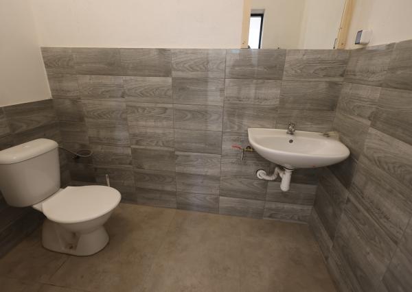 Prenájom skladových/výrobných priestorov – 100 m² a 400 m², Ružinov II.