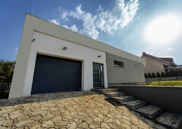 Moderný 4-izbový bungalov, novostavba, predaj, 700 m2, Budimír, Košice - okolie