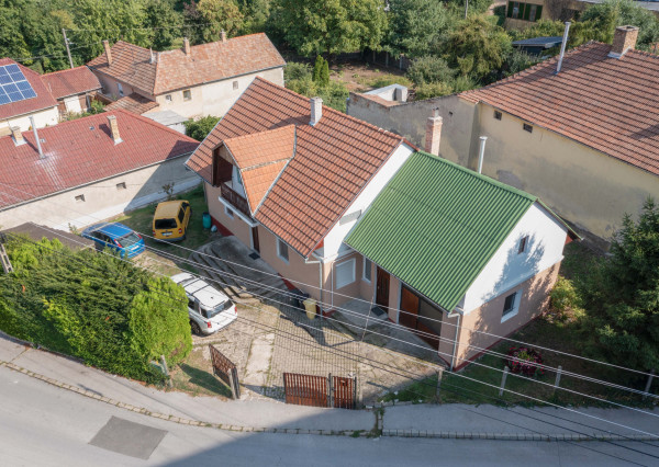 Exkluzívne ponúkame na predaj rodinný dom v tichej lokalite, Sátoraljaújhely Móricz Zsigmond utca 26 (Maďarsko)