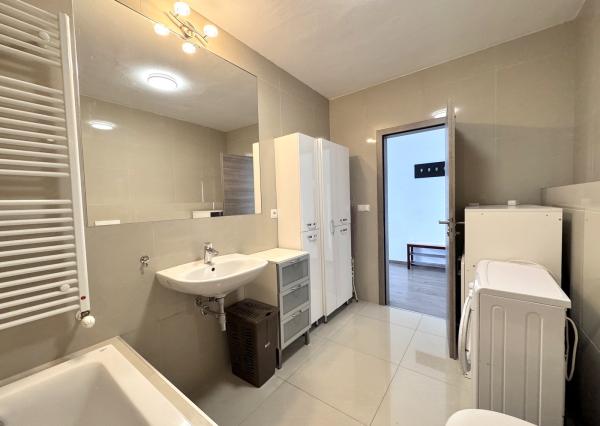 Prenájom 2-izb. byt + loggia; novostavba; Opletalova ul.; Bratislava IV.- Dev. Nová Ves