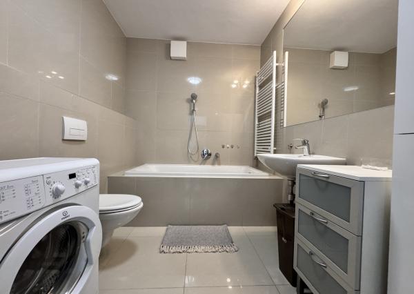 Prenájom 2-izb. byt + loggia; novostavba; Opletalova ul.; Bratislava IV.- Dev. Nová Ves