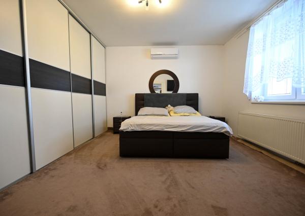 Predaj, 6 izb. Rodinný dom + prístavba (garsónka) Bučany, Trnava