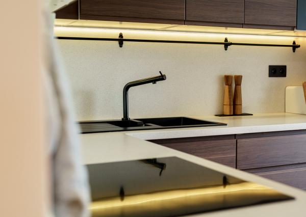 NA PRENÁJOM: Novostavba klimatizovaný 3-izb. byt 63,99m2 s garážovým parkovacím státím a pivnicou