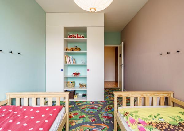 NA PRENÁJOM: Novostavba klimatizovaný 3-izb. byt 63,99m2 s garážovým parkovacím státím a pivnicou