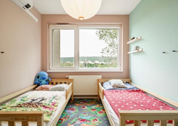 NA PRENÁJOM: Novostavba klimatizovaný 3-izb. byt 63,99m2 s garážovým parkovacím státím a pivnicou