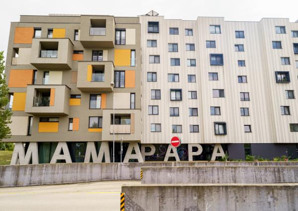 NA PRENÁJOM: Novostavba klimatizovaný 3-izb. byt 63,99m2 s garážovým parkovacím státím a pivnicou