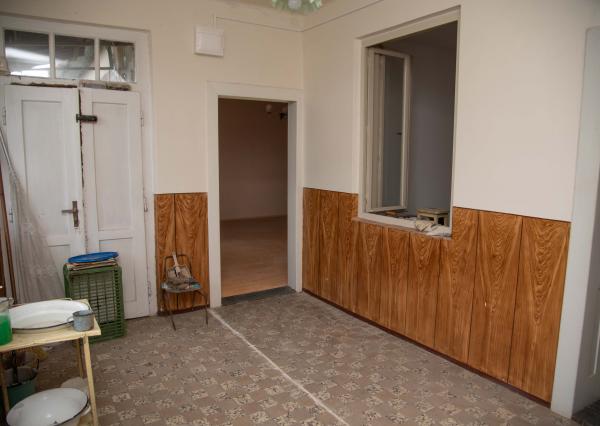 EXKLUZÍVNE vám ponúkame na predaj dva rodinné domy s veľkým pozemkom