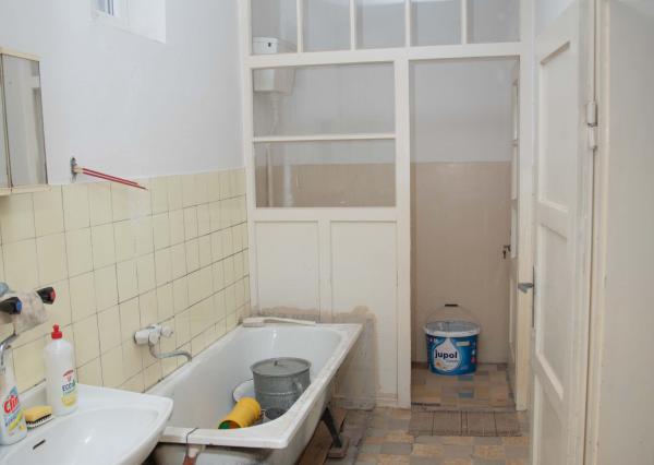 EXKLUZÍVNE vám ponúkame na predaj dva rodinné domy s veľkým pozemkom