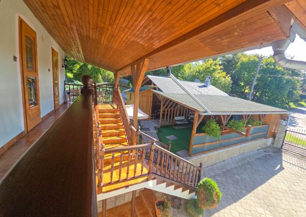 Na predaj penzión / rekreačný dom v obci Trávnica , Nové Zámky – len 3 km od termálneho kúpaliska Podhájska