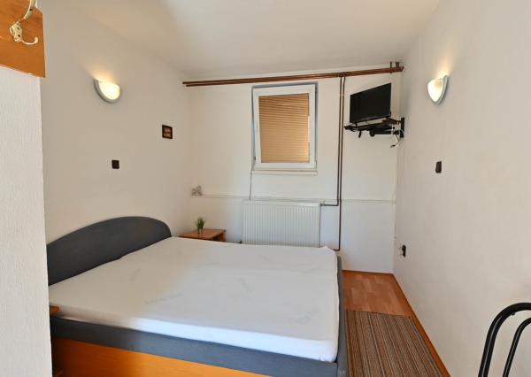 Na predaj penzión / rekreačný dom v obci Trávnica , Nové Zámky – len 3 km od termálneho kúpaliska Podhájska