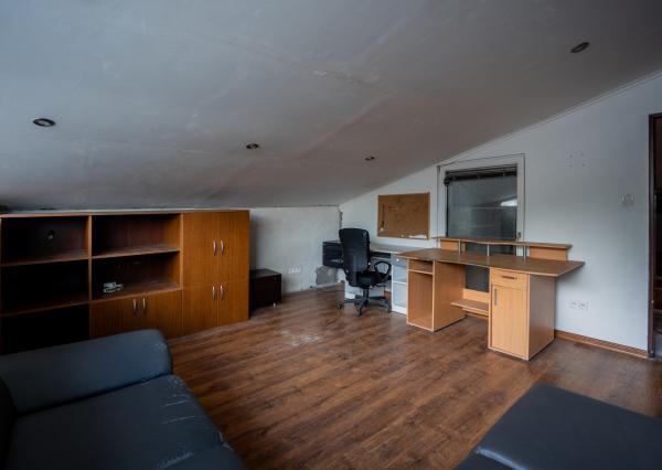 Na predaj výrobná a skladová hala o veľkosti 1.024m2 v meste Svidník