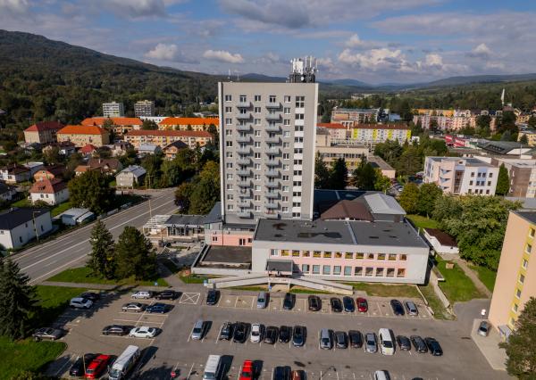 Polyfunkčný objekt s bytovou a komerčnou časťou so stabilným cashflow ideálny na investíciu v meste Svidník.