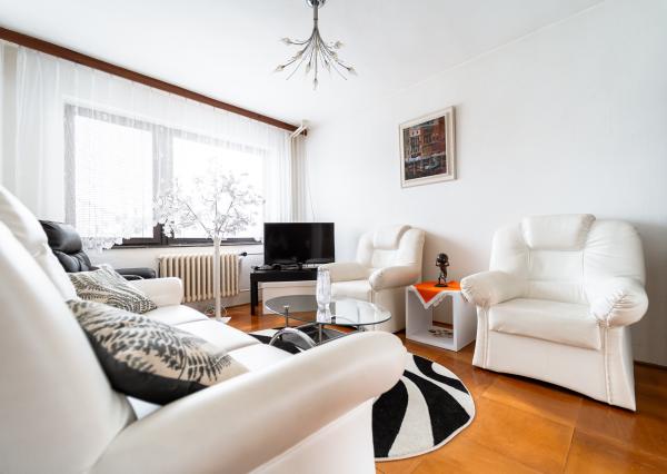 EXKLUZÍVNE vám ponúkame na predaj 5-izbový rodinný dom v príjemnej lokalite Veľkých Kapušian