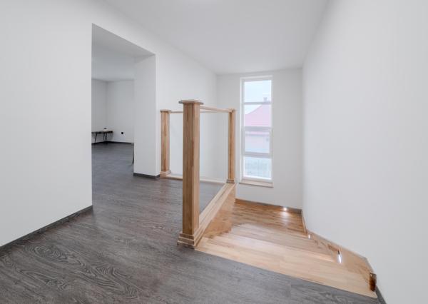 Moderný 3i rodinný dom na prenájom, 16 km od mesta Košice,  medzi diaľnicou Košice – Prešov.