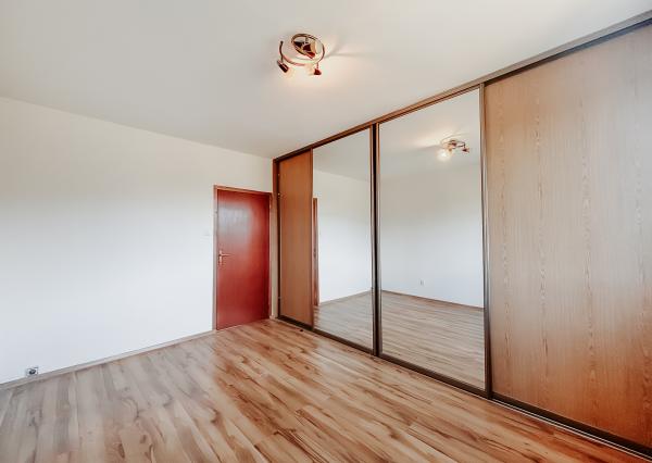 Ponúkame na PREDAJ 3-izbový byt blízko centra mesta Vranov nad Topľou