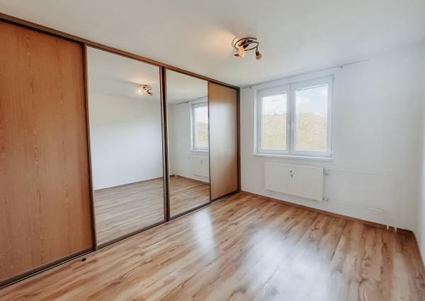 Ponúkame na PREDAJ 3-izbový byt blízko centra mesta Vranov nad Topľou