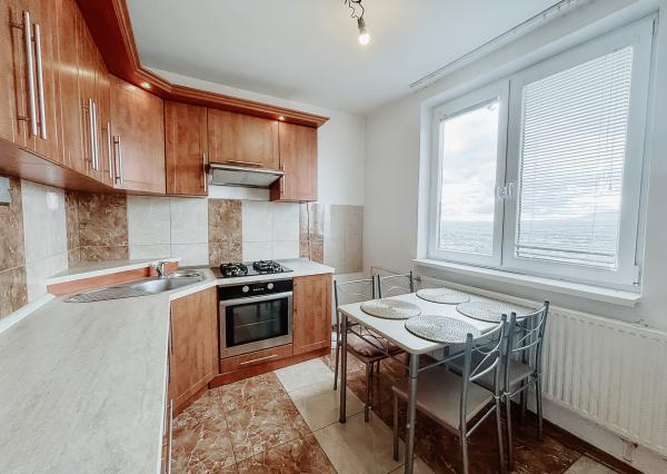 Ponúkame na PREDAJ 3-izbový byt blízko centra mesta Vranov nad Topľou