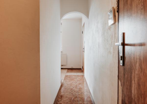 Ponúkame na PREDAJ 3-izbový byt blízko centra mesta Vranov nad Topľou