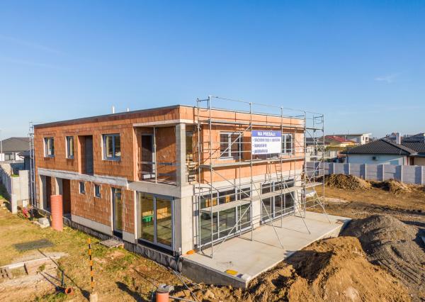 PREDAJ POLYFUNKČNEJ NOVOSTAVBY: JEDINEČNÉ SPOJENIE PODNIKANIA S MOŽNOSŤOU BÝVANIA