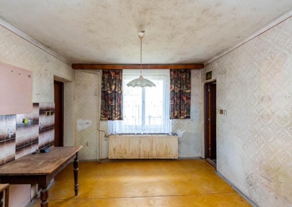 Exkluzívne na predaj rodinný dom v meste Humenné časť Dubník.