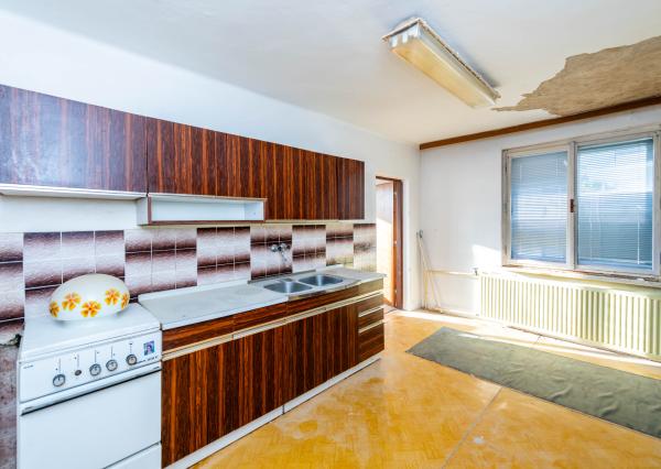 Exkluzívne na predaj rodinný dom v meste Humenné časť Dubník.